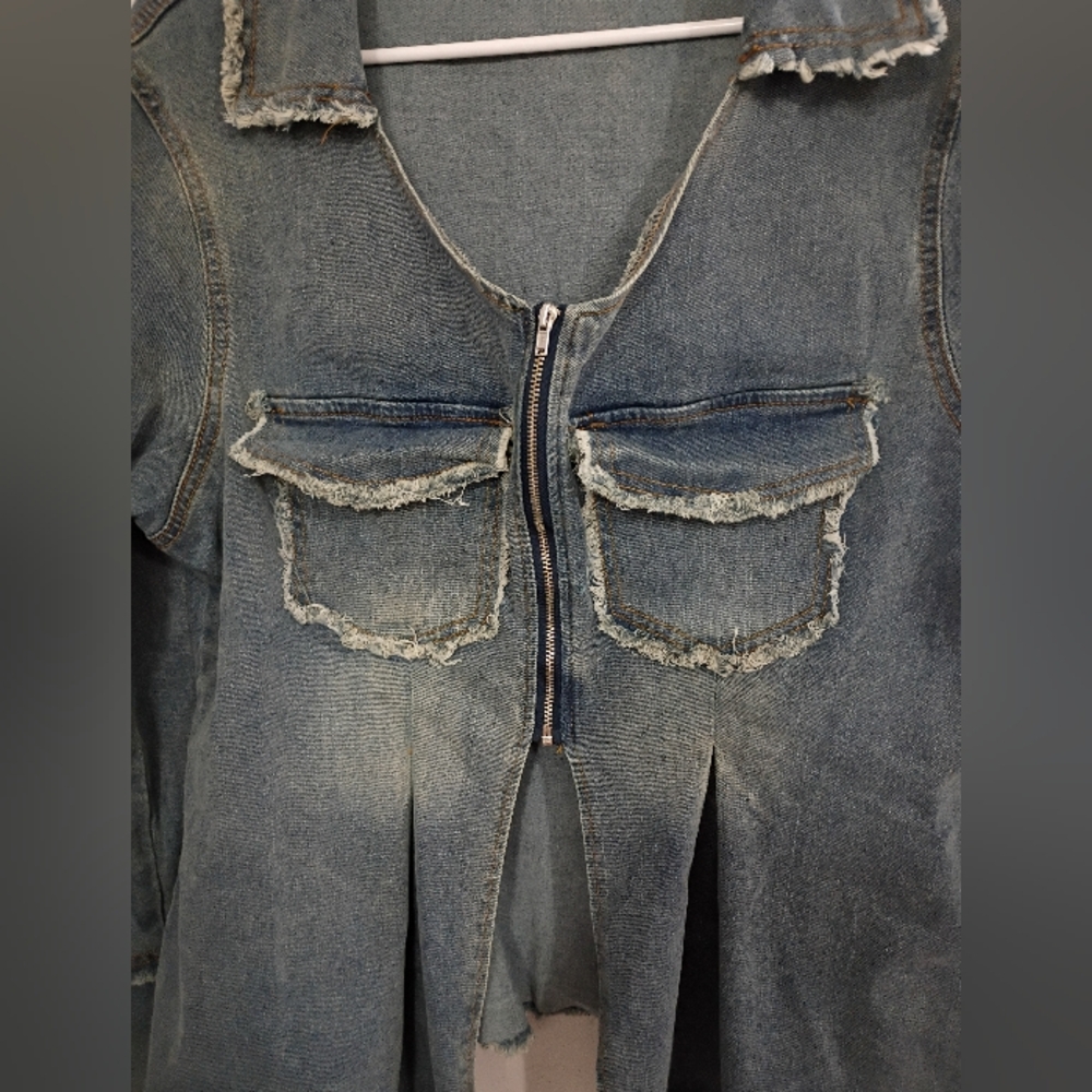 Shein Curve, EUC, Women's, Denim Jacket w/ Pockets, Size 0XL, Long Sleeve, - Picture 4 of 10